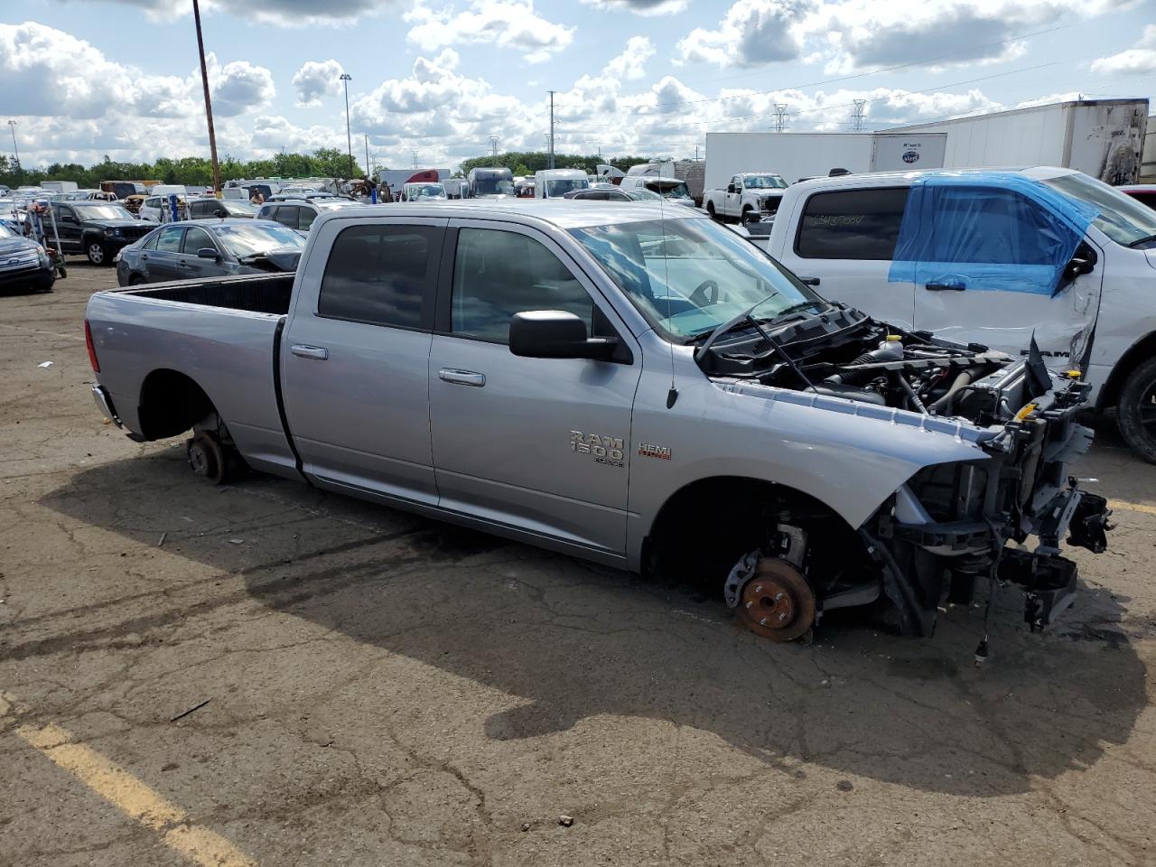 2020 RAM 1500 - Image 4