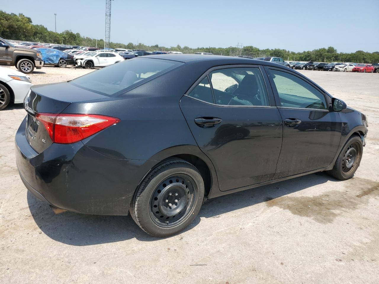 VIN 2T1BURHE3JC068351 2018 TOYOTA COROLLA no.3