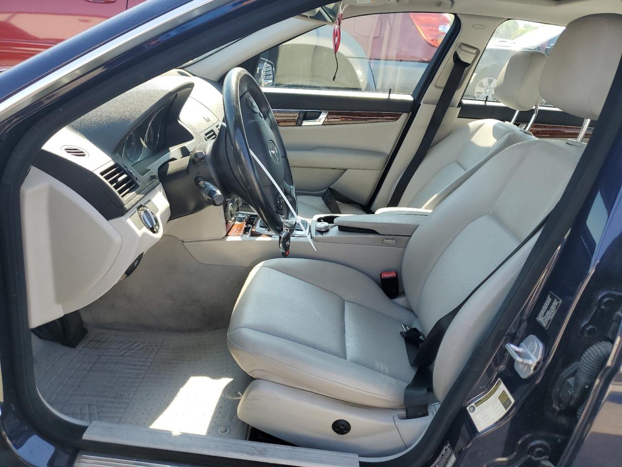 2010 Mercedes-Benz C 300 VIN: WDDGF5EBXAR116135 Lot: 62474144