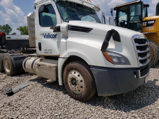 2020 Freightliner Cascadia 126 