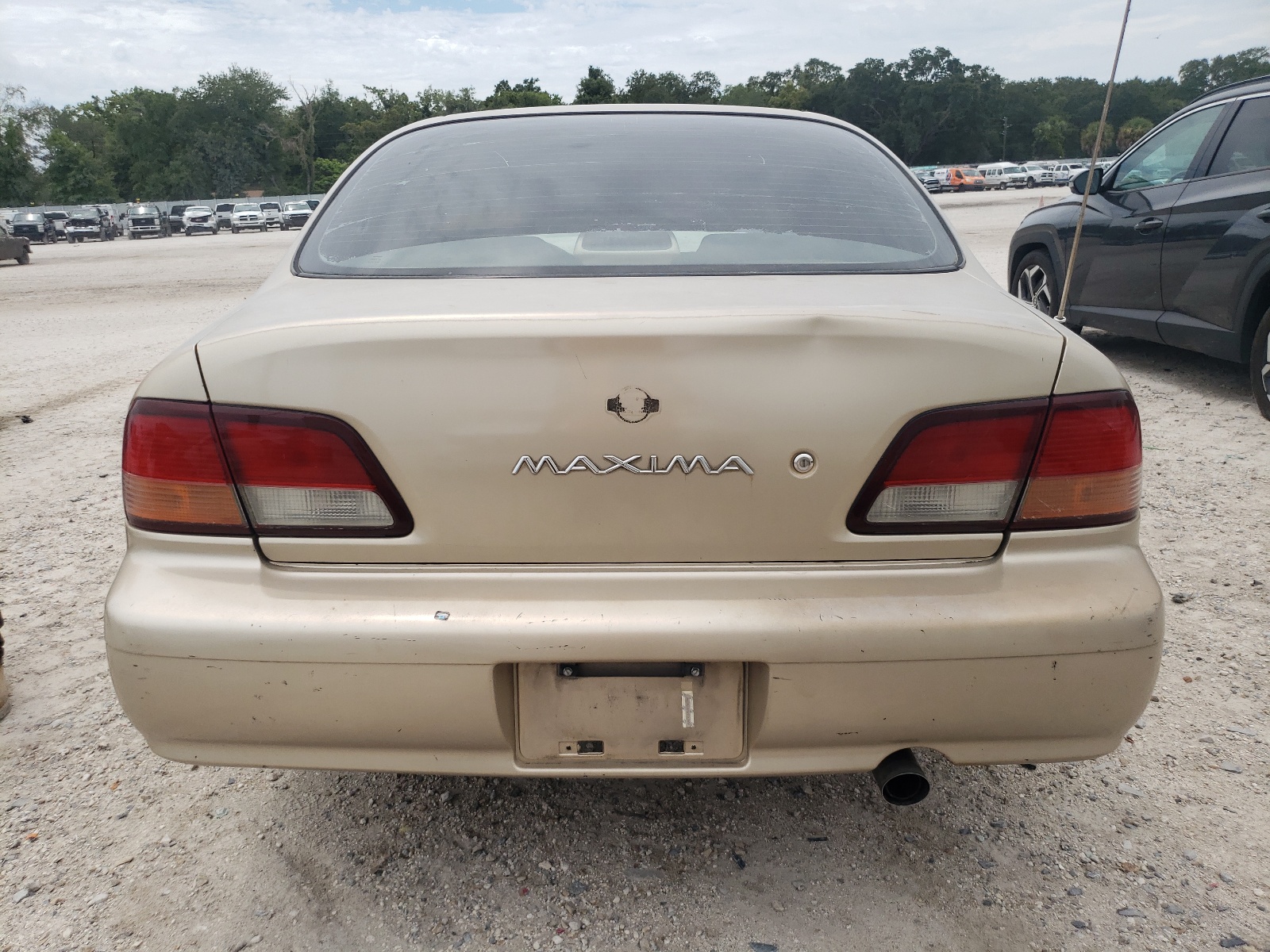 JN1CA21D1WT513842 1998 Nissan Maxima Gle