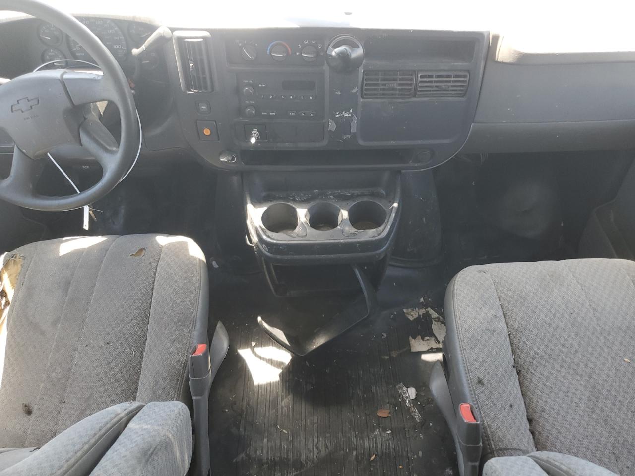 2003 Chevrolet Express G2500 VIN: 1GCGG29VX31116695 Lot: 63321154