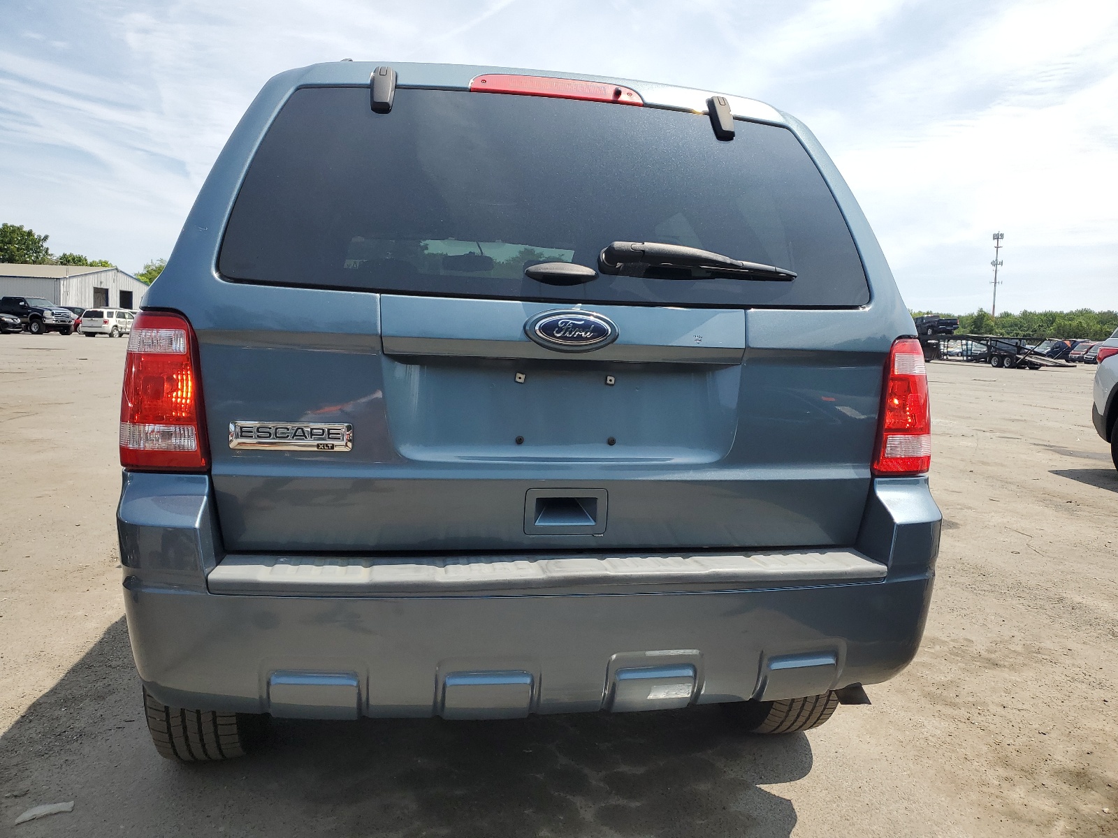 1FMCU9D71BKA90498 2011 Ford Escape Xlt