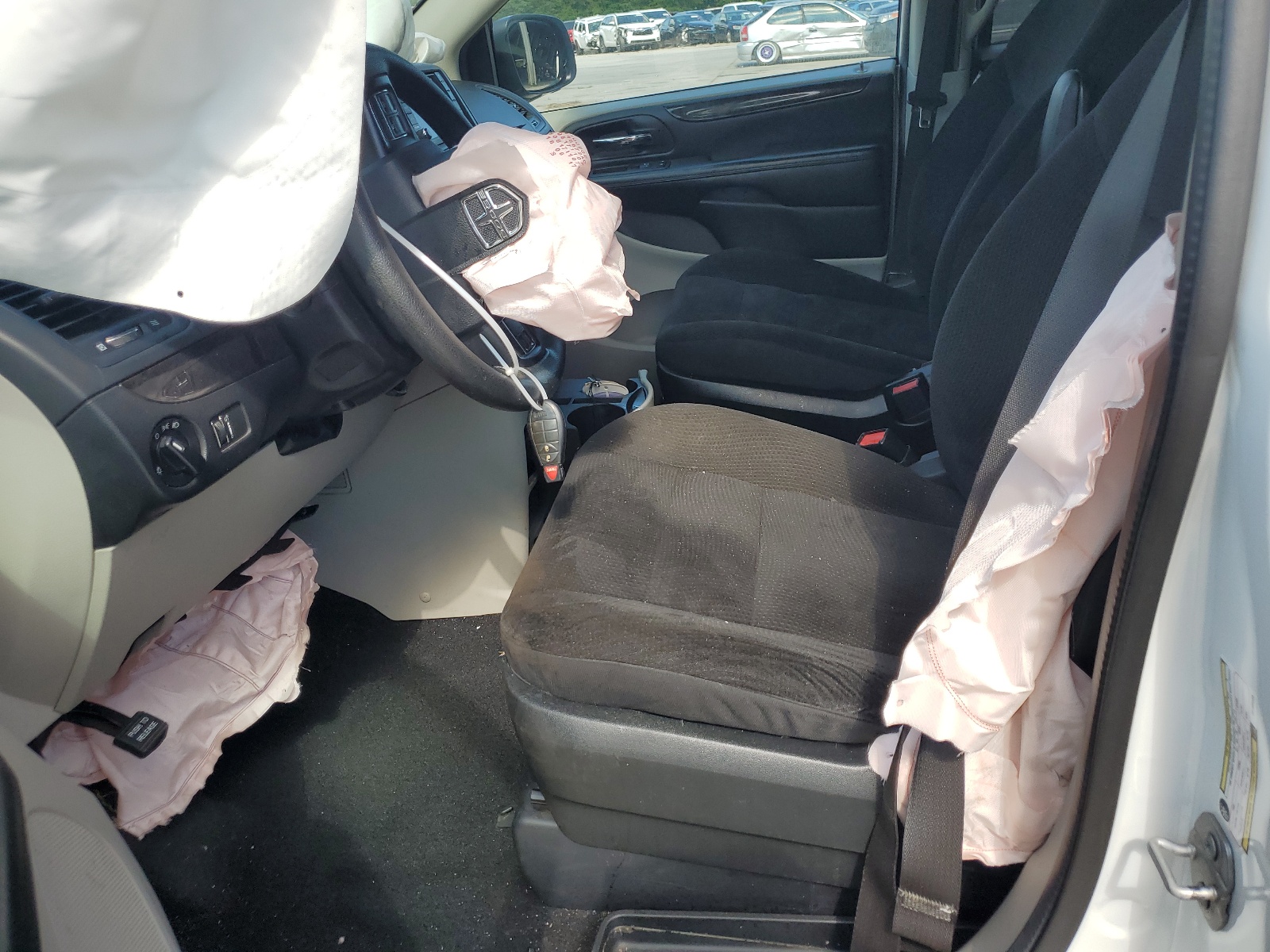 2C4RDGBG9JR180469 2018 Dodge Grand Caravan Se