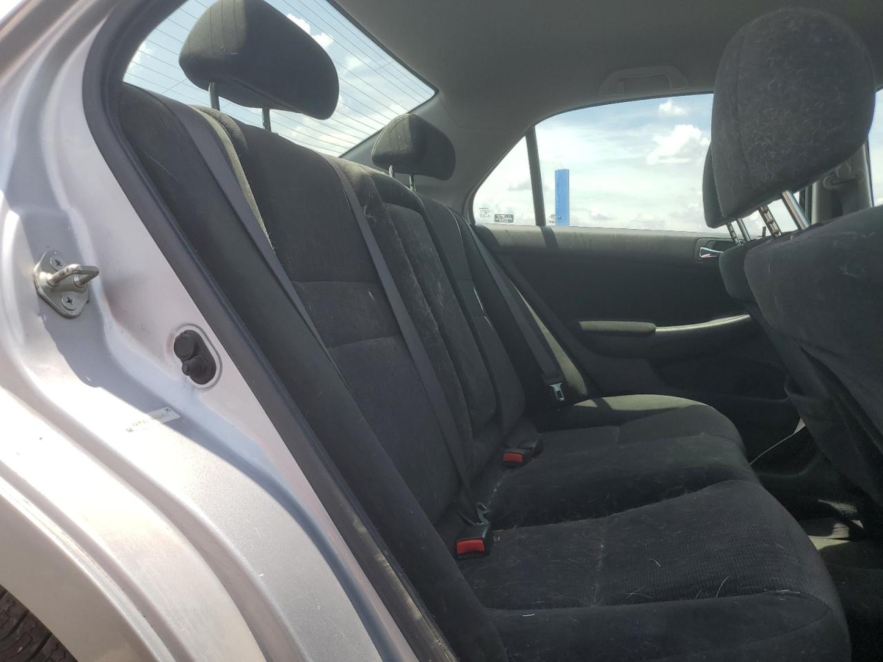 2004 Honda Accord Lx VIN: 1HGCM56494A166477 Lot: 62386334