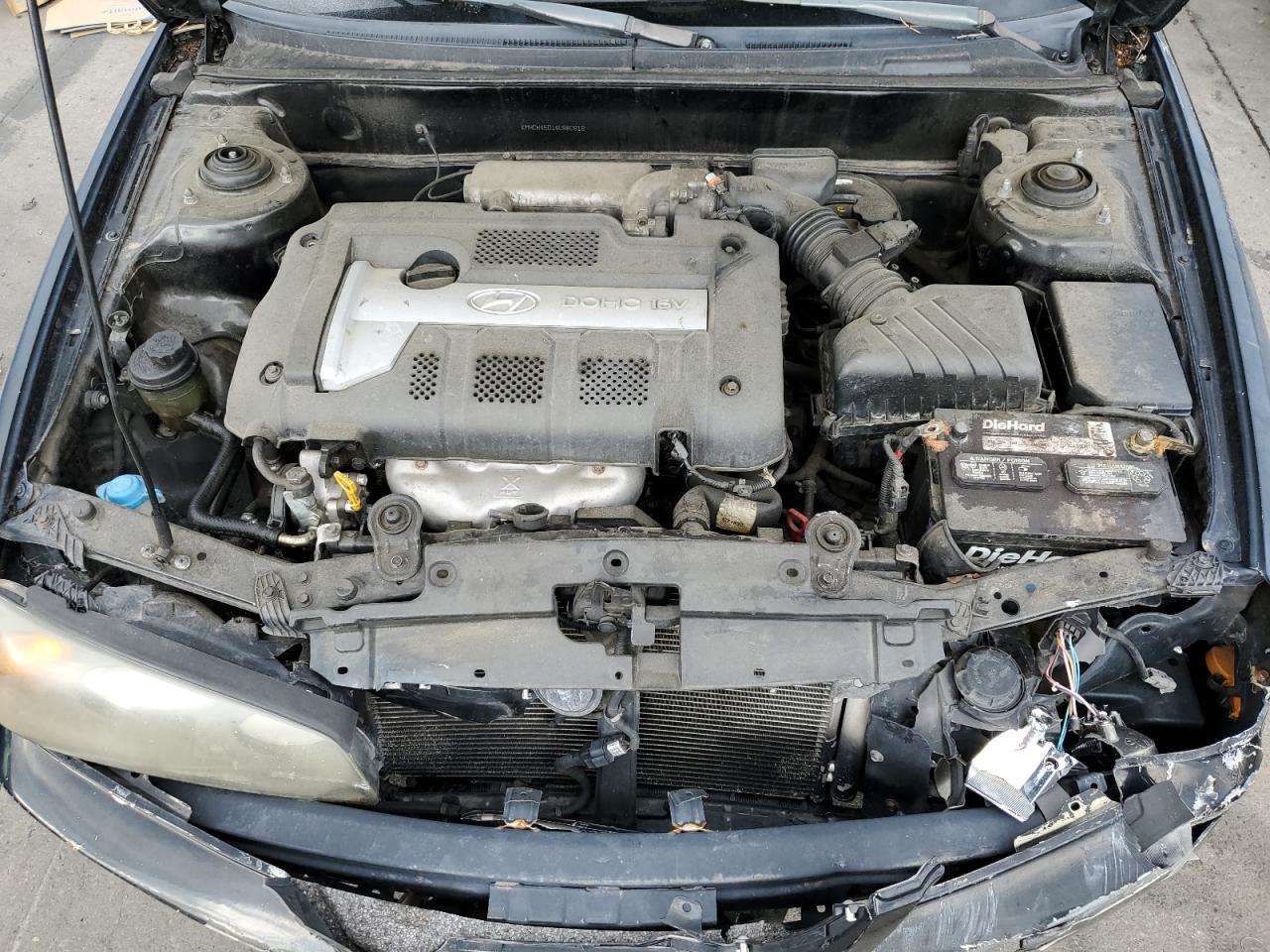 2004 Hyundai Elantra Gls VIN: KMHDN46D14U880818 Lot: 59140124