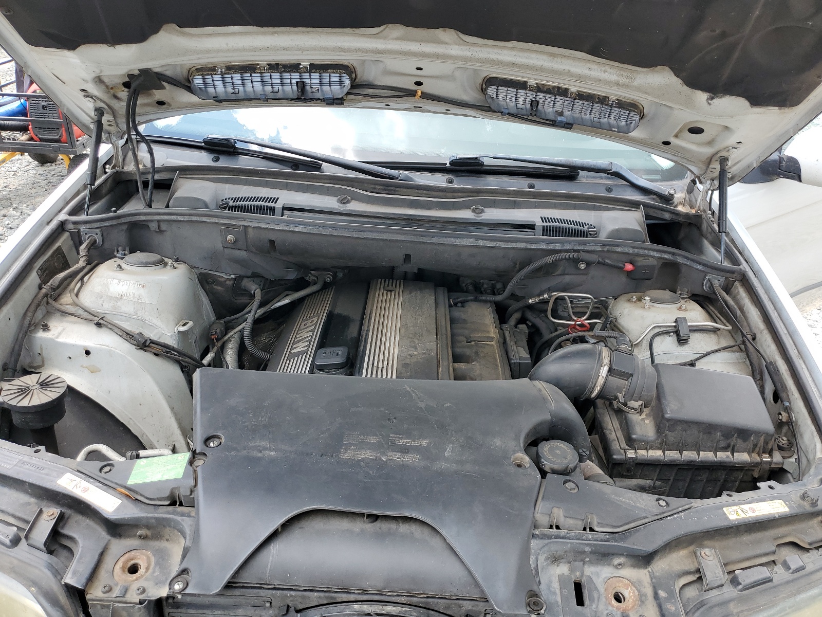 WBAFA535X1LP25906 2001 BMW X5 3.0I