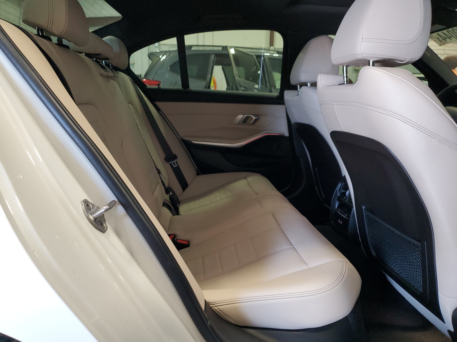 3MW5R7J08M8B96992 2021 BMW 330Xi