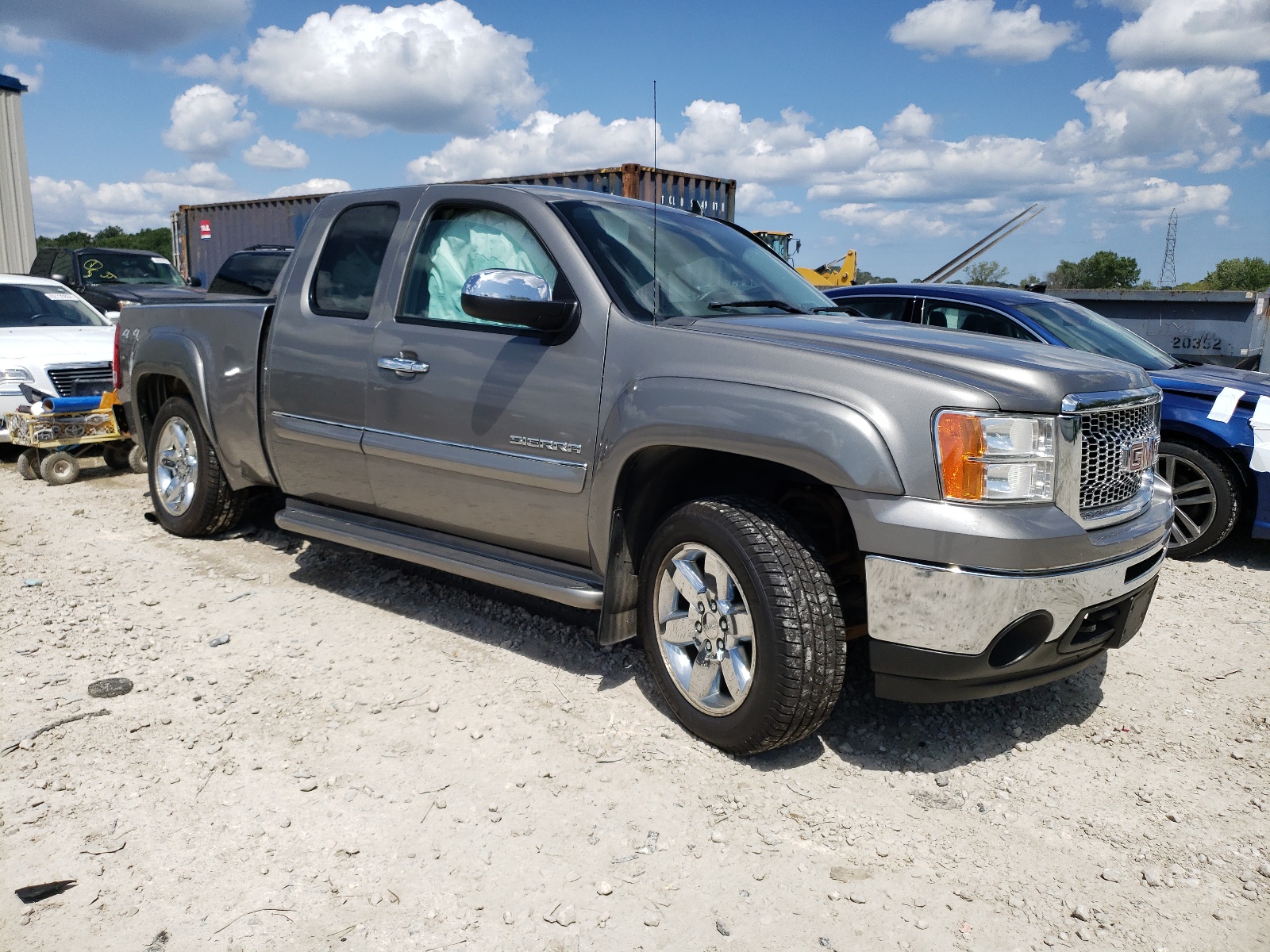 2013 GMC Sierra K1500 Sle vin: 1GTR2VE75DZ262716