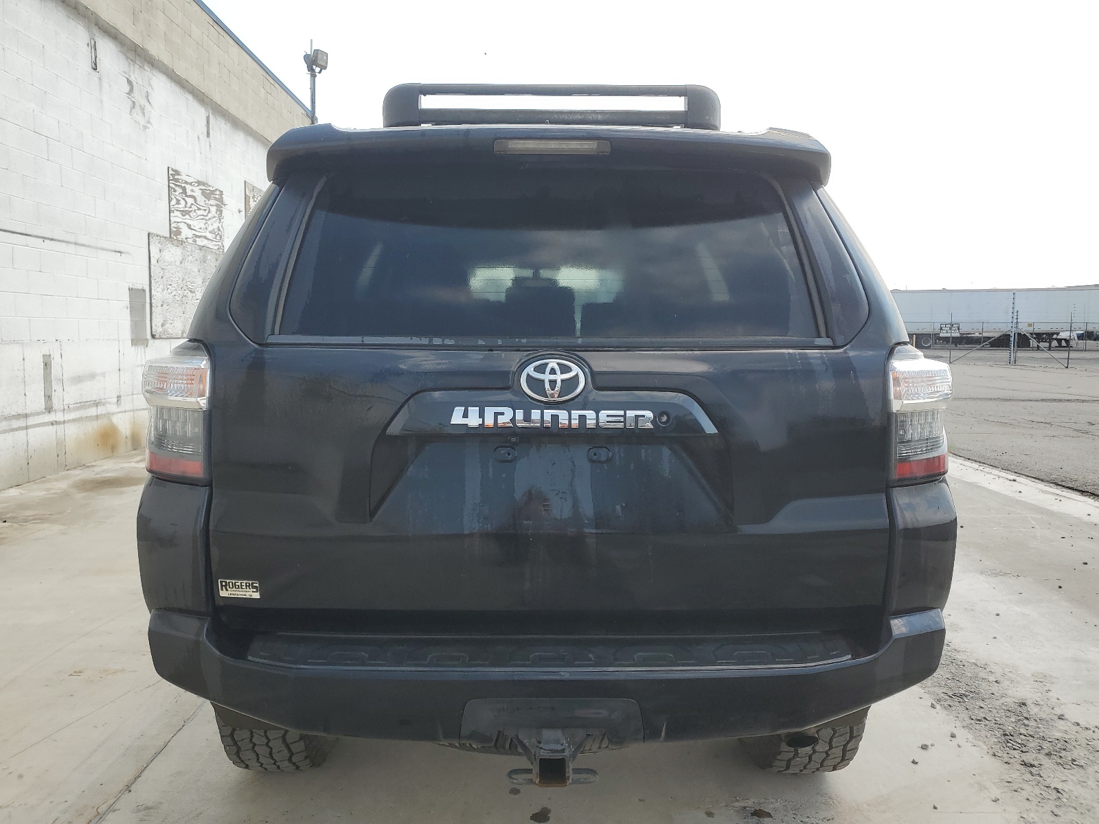 JTEBU5JR8J5571050 2018 Toyota 4Runner Sr5/Sr5 Premium