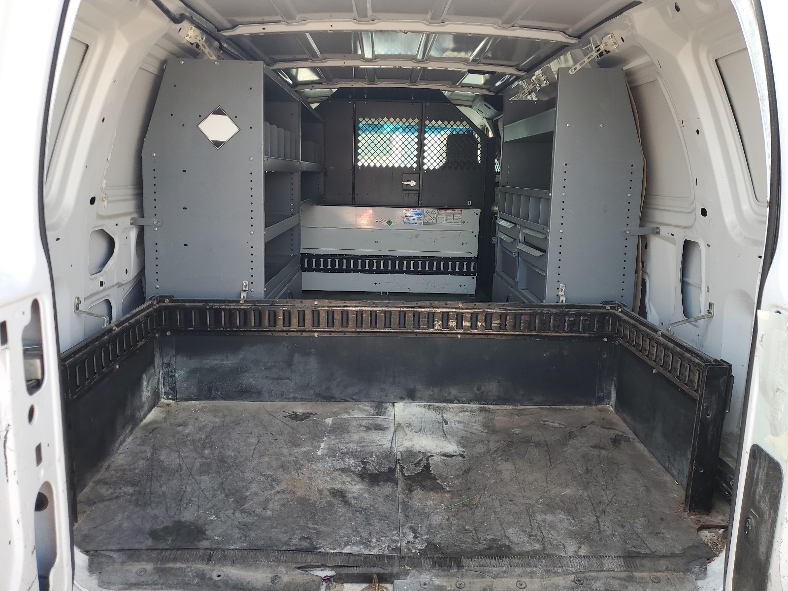 1FTSS3EL8DDB35653 2013 Ford Econoline E350 Super Duty Van