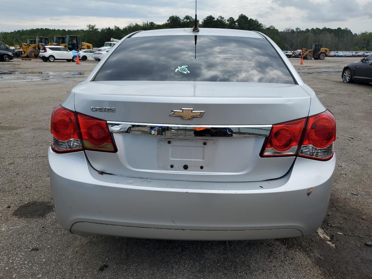 2012 Chevrolet Cruze - Image 6
