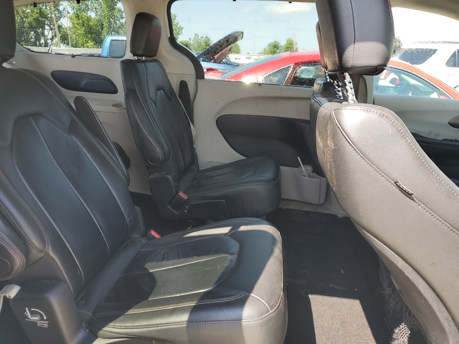 2C4RC1BG1HR675761 2017 Chrysler Pacifica Touring L