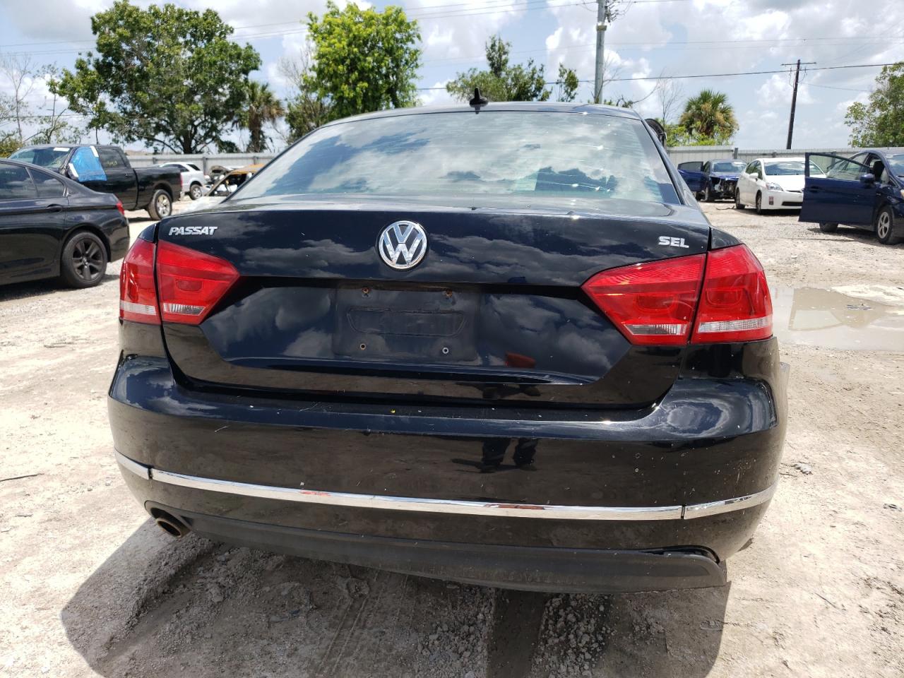 2012 Volkswagen Passat Sel VIN: 1VWCH7A39CC030282 Lot: 63219604