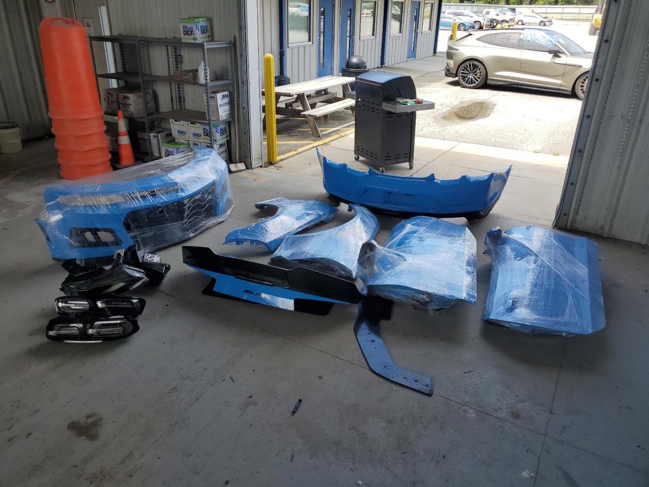 2022 Chevrolet Camaro Zl1 VIN: 1G1FK1R62N0123817 Lot: 63757114