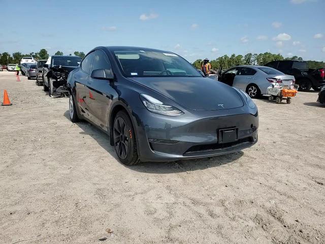 2023 Tesla Model Y VIN: 7SAYGDEE4PA037770 Lot: 60964664