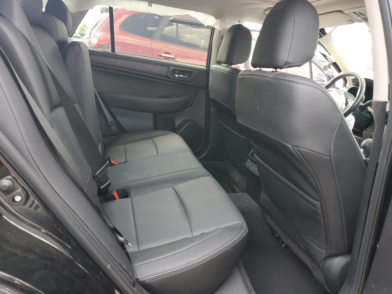 2017 Subaru Outback 3.6R Limited VIN: 4S4BSENC1H3333011 Lot: 62632784