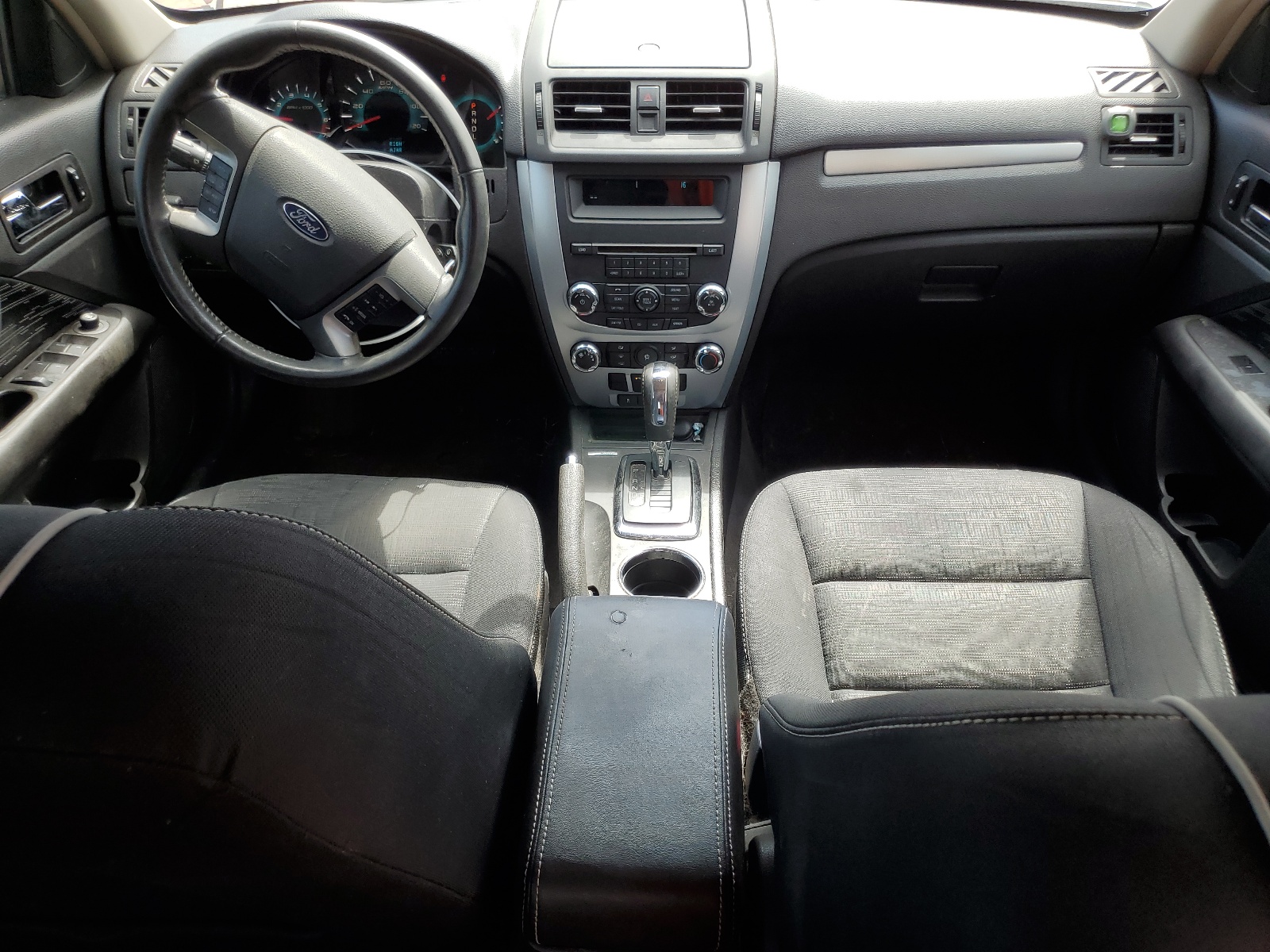 3FAHP0HA4AR262848 2010 Ford Fusion Se