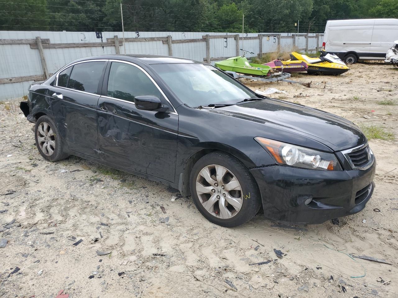 2009 Honda Accord - Image 4