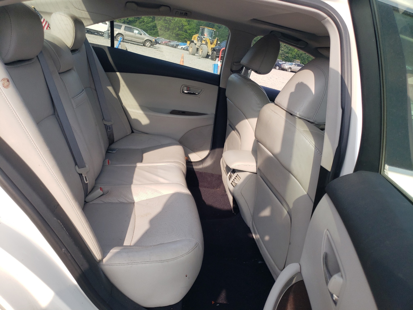 JTHBK1EG7B2438664 2011 Lexus Es 350