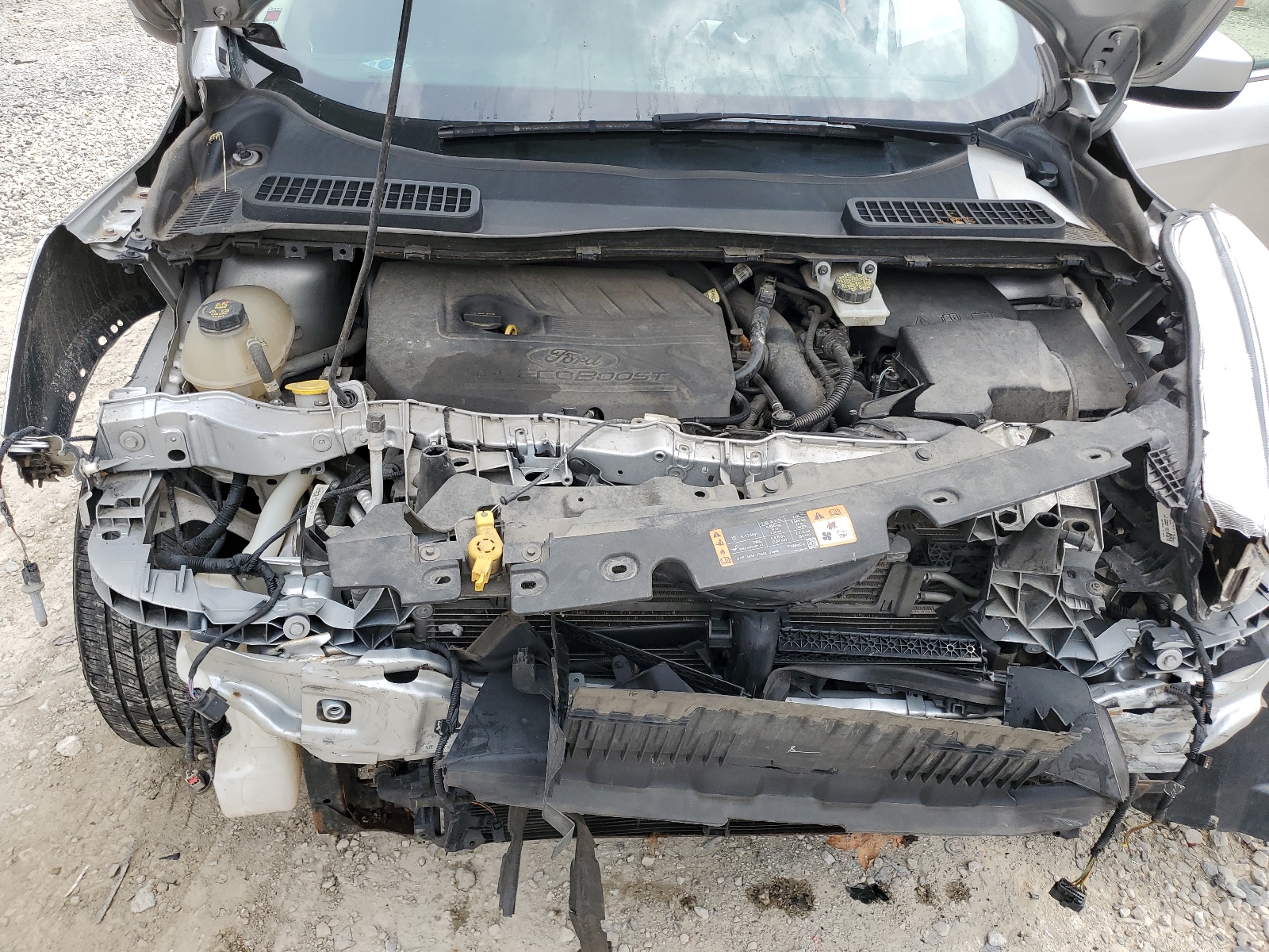 1FMCU9GD3HUE82381 2017 Ford Escape Se