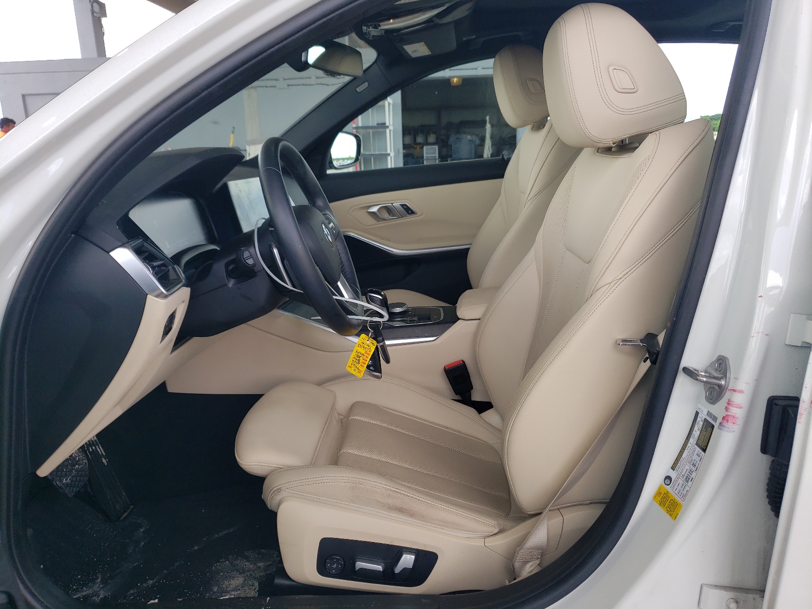 3MW5R1J04N8C66163 2022 BMW 330I