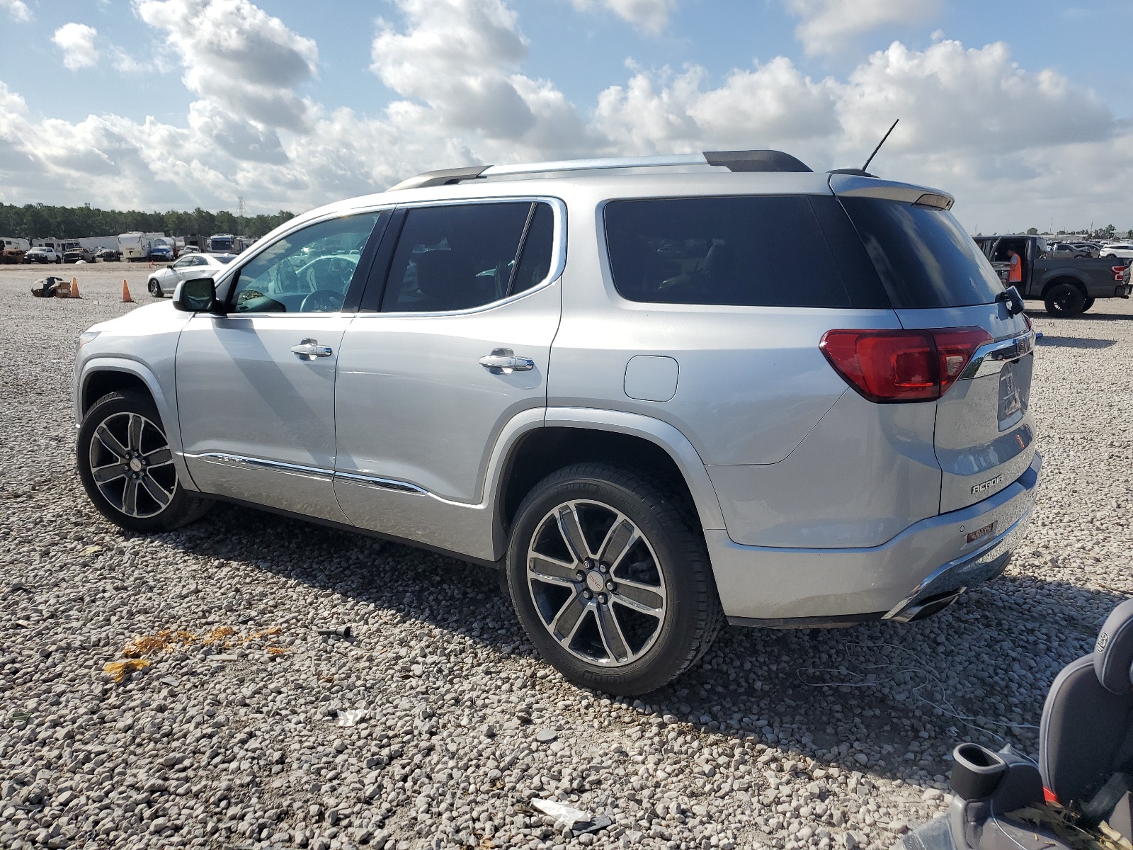 1GKKNPLS3HZ140264 2017 GMC Acadia Denali