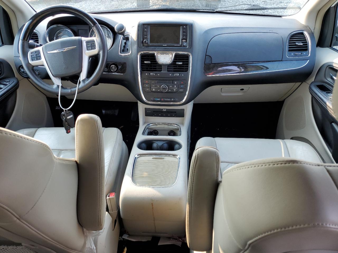 2015 Chrysler Town & Country Limited Platinum VIN: 2C4RC1GG5FR618419 Lot: 63665244