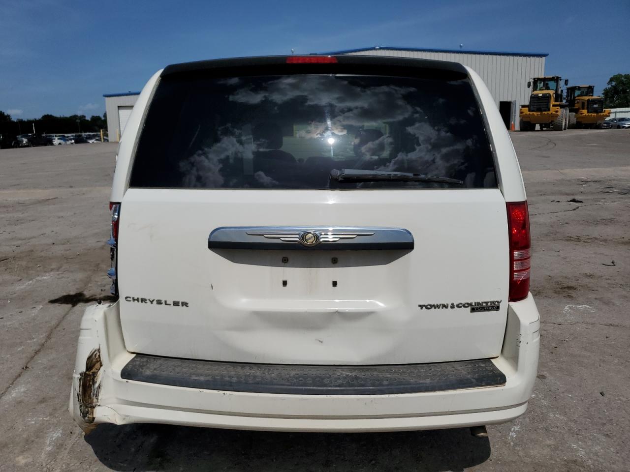 2A4RR5D16AR479068 2010 Chrysler Town & Country Touring