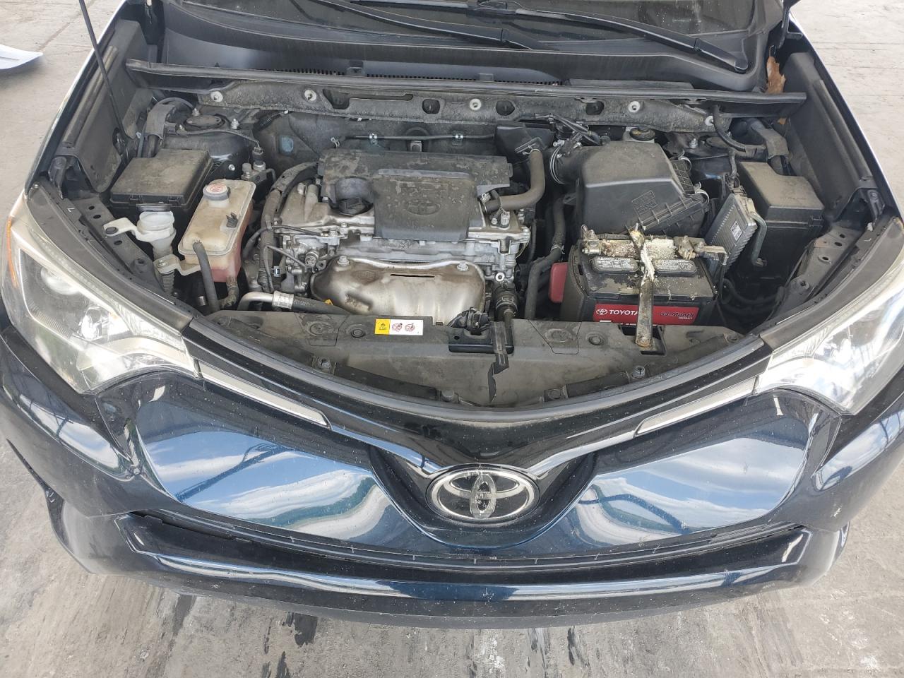 2017 Toyota Rav4 Le VIN: JTMZFREV5HJ135706 Lot: 63644704