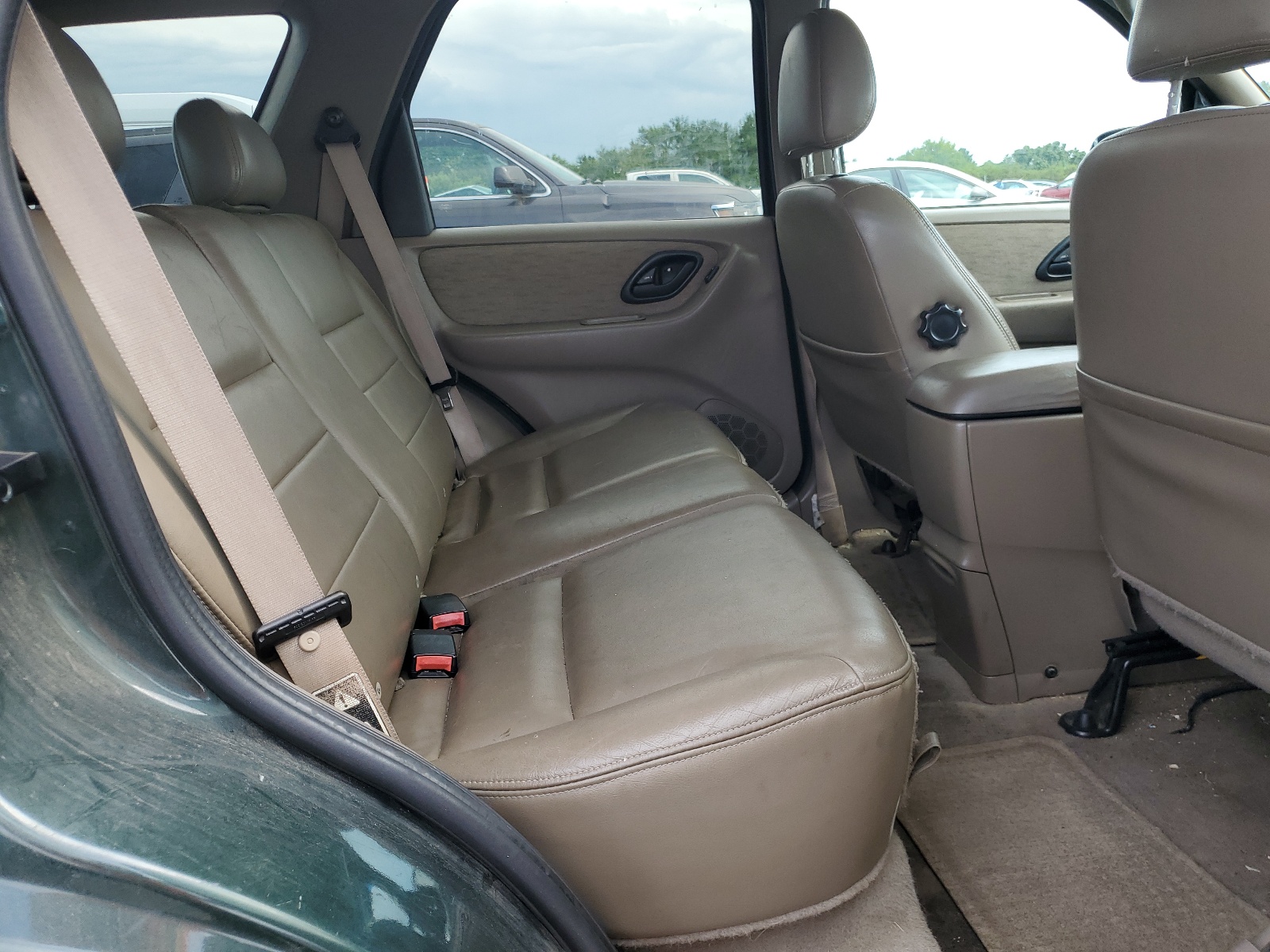 1FMYU04142KC31657 2002 Ford Escape Xlt