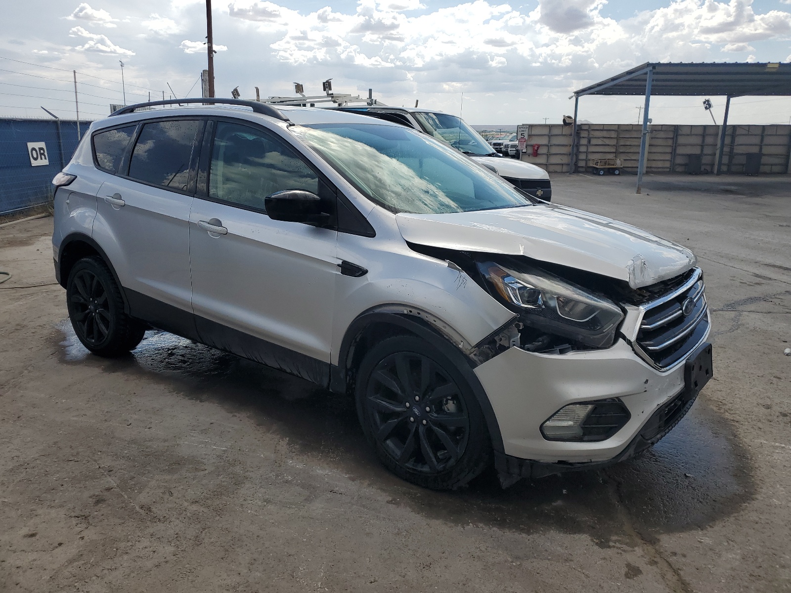 1FMCU0GD3JUD20171 2018 Ford Escape Se