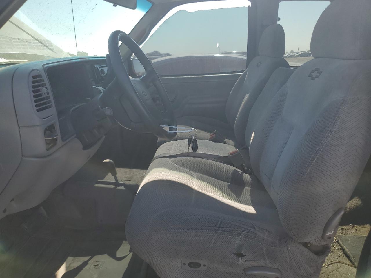 1996 Chevrolet Gmt-400 K1500 VIN: 2GCEK19M5T1189068 Lot: 65436174