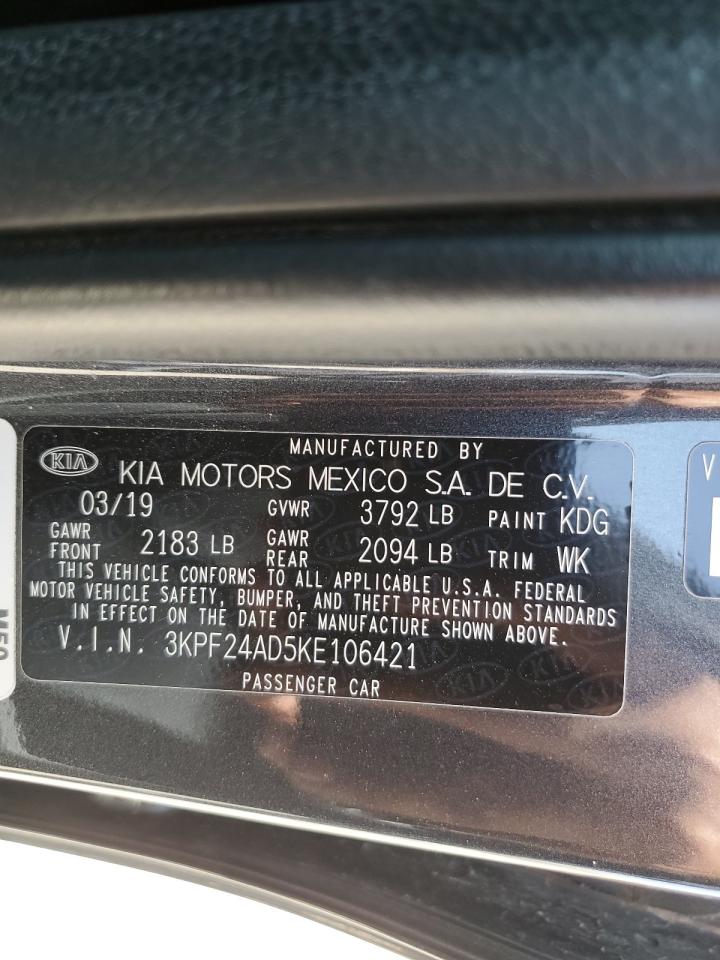 3KPF24AD5KE106421 2019 Kia Forte Fe