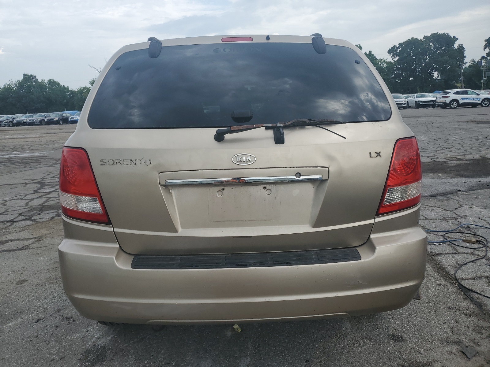 KNDJC733255475265 2005 Kia Sorento Ex