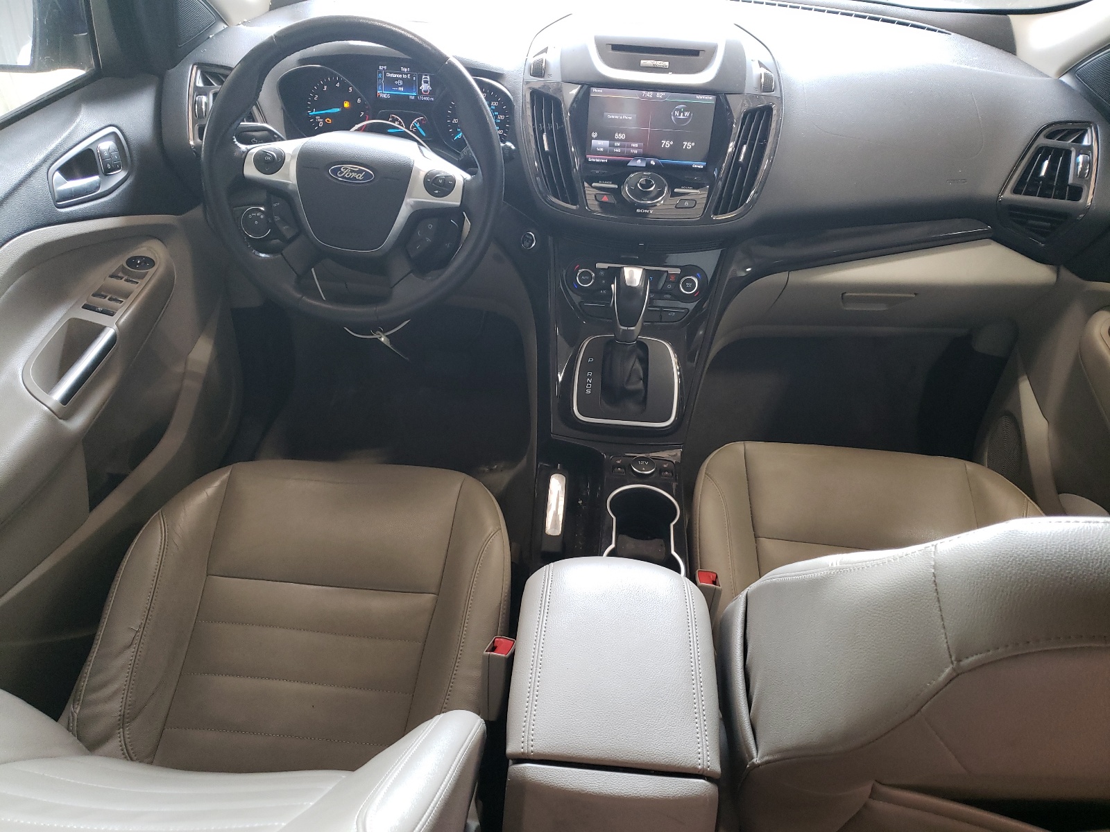 1FMCU9J92EUA68136 2014 Ford Escape Titanium