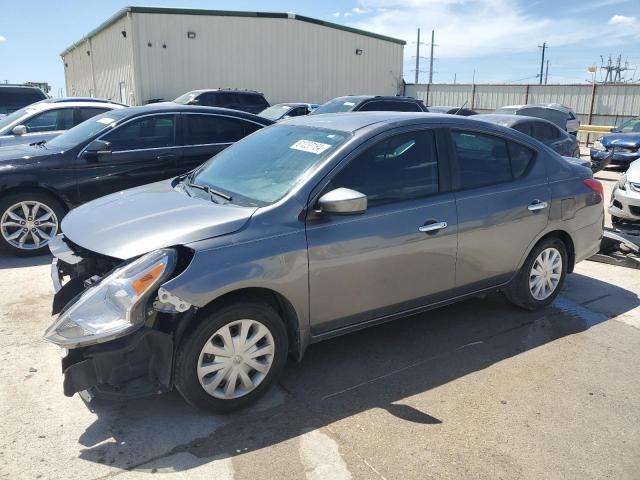  NISSAN VERSA 2017 Gray