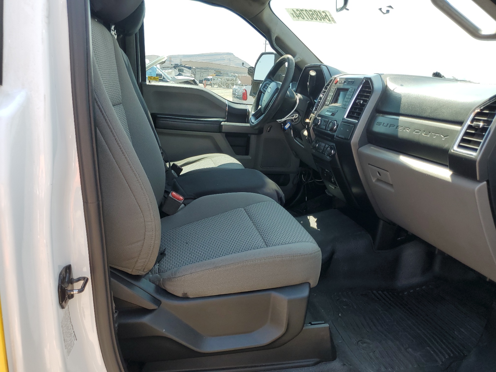 1FDUF5GTXHEC48229 2017 Ford F550 Super Duty