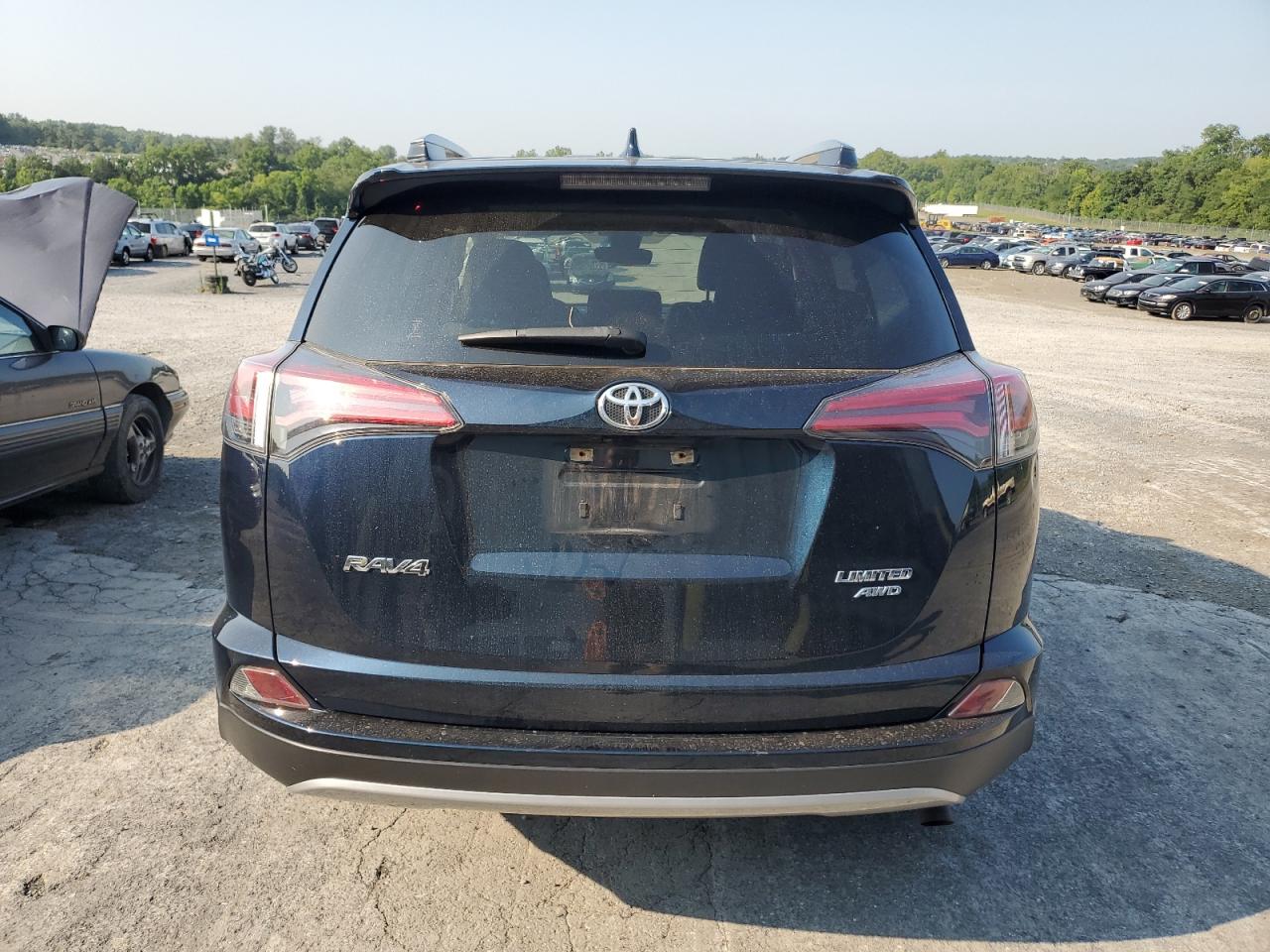 2018 Toyota Rav4 Limited VIN: JTMDFREV3JJ188761 Lot: 64906454