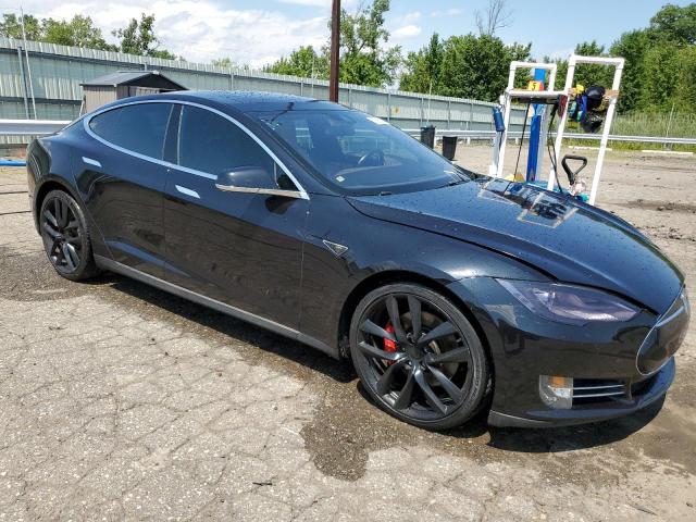 Хетчбеки TESLA MODEL S 2016 Чорний