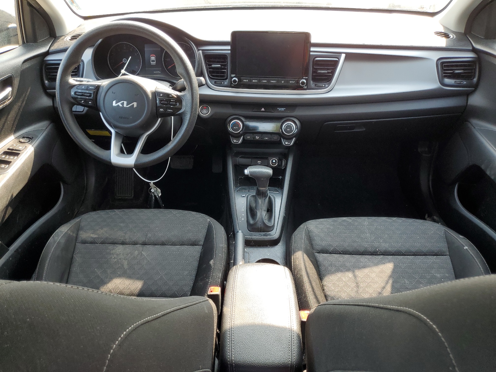 3KPA24AD8PE513618 2018 Kia Rio Lx