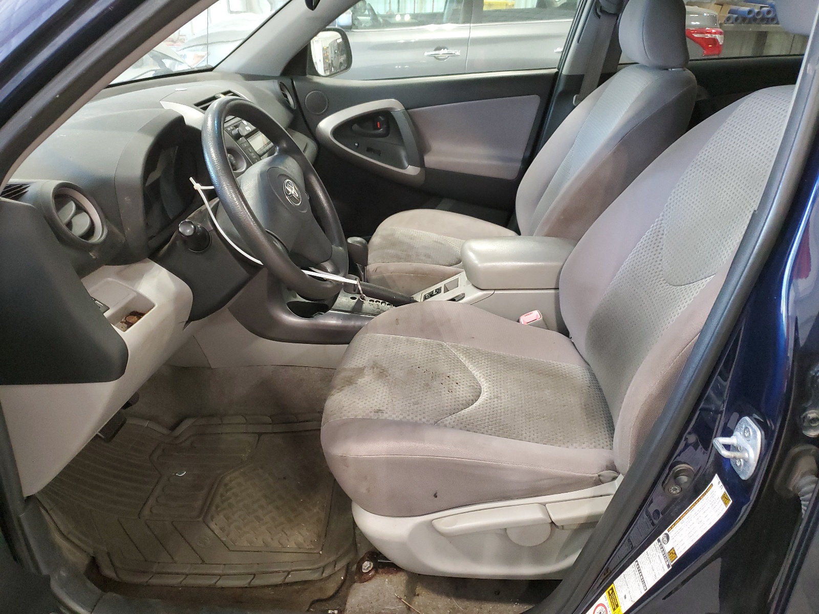 JTMBD33VX76030281 2007 Toyota Rav4