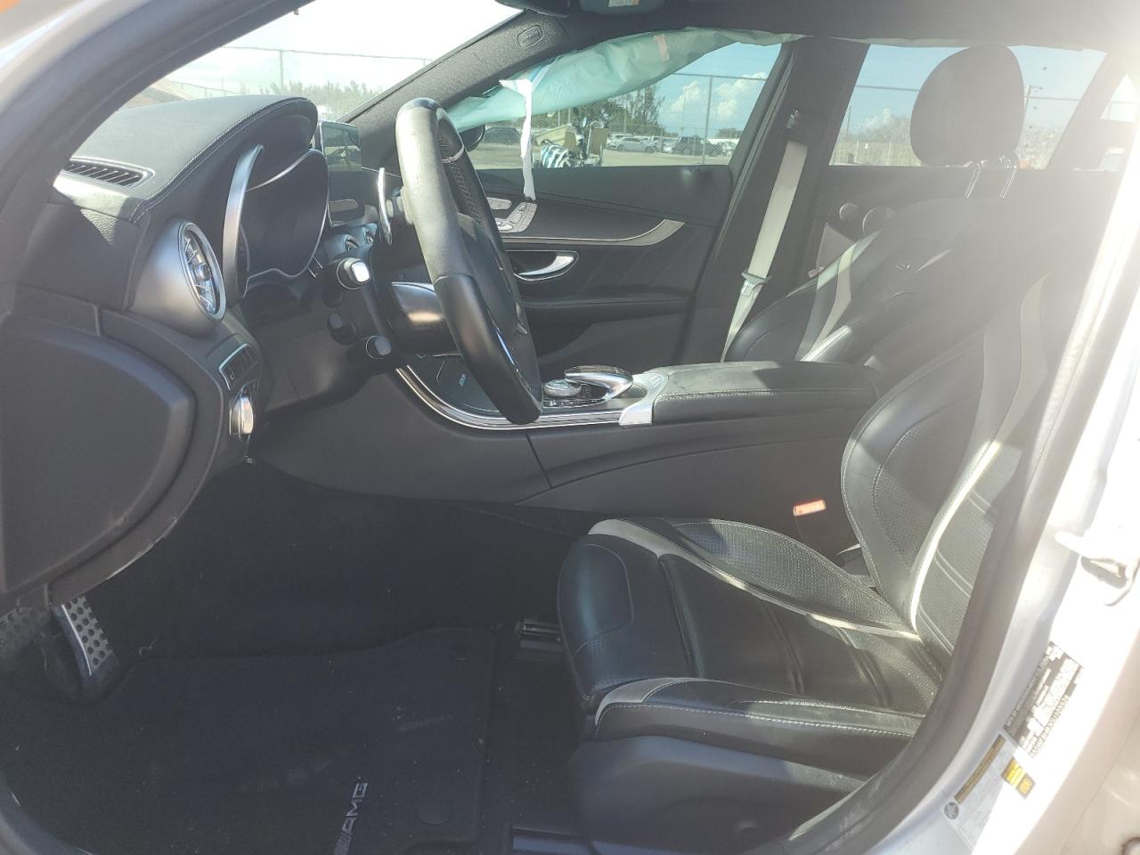 2016 Mercedes-Benz C 63 Amg-S VIN: 55SWF8HB3GU105526 Lot: 61445534