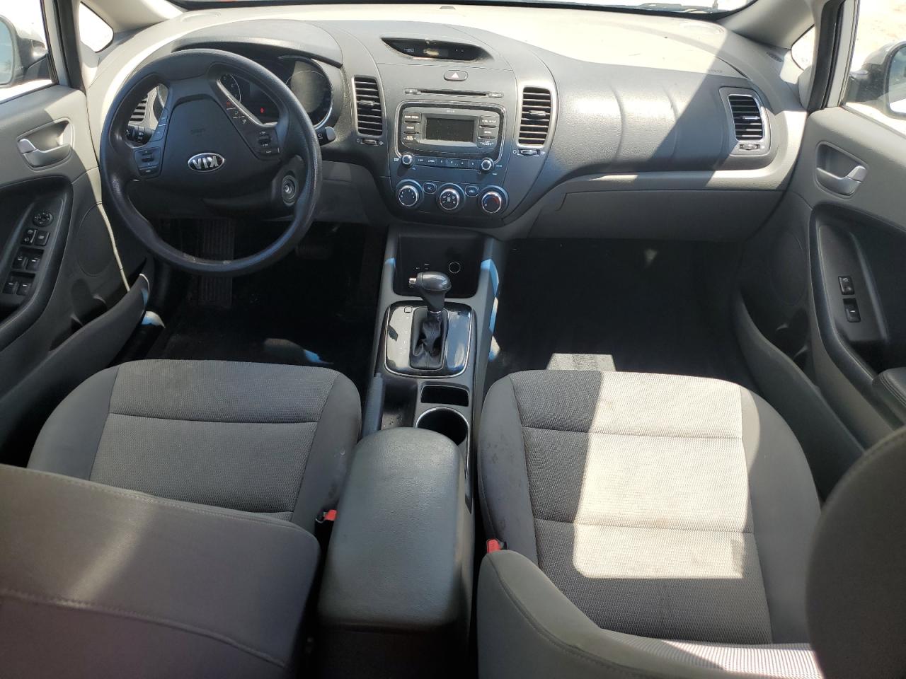 2017 Kia Forte Lx VIN: 3KPFK4A7XHE086394 Lot: 61399074