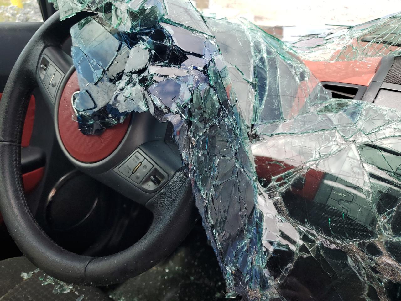 2011 Kia Soul + VIN: KNDJT2A25B7214368 Lot: 64607354