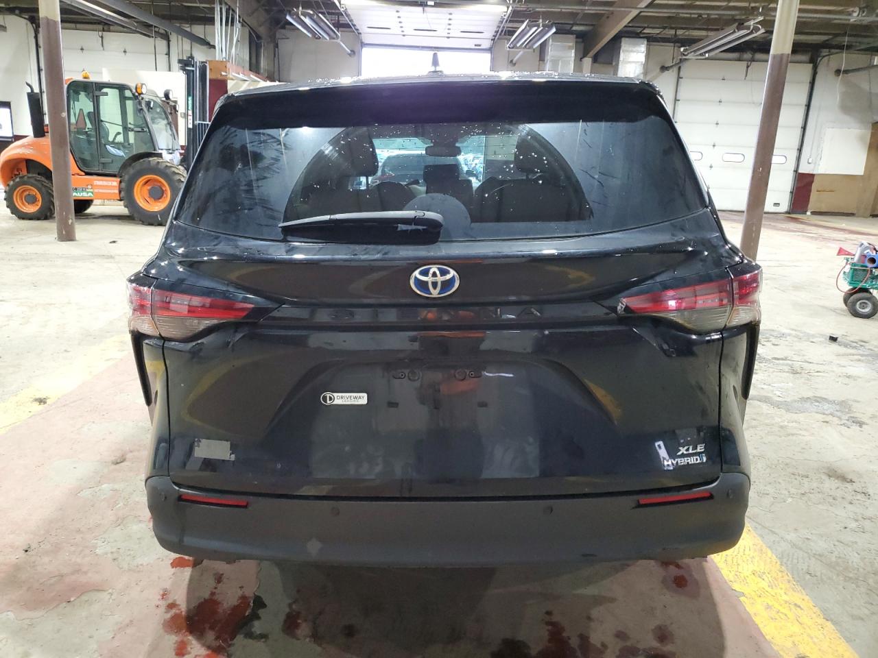 5TDYRKEC9MS014084 2021 Toyota Sienna Xle