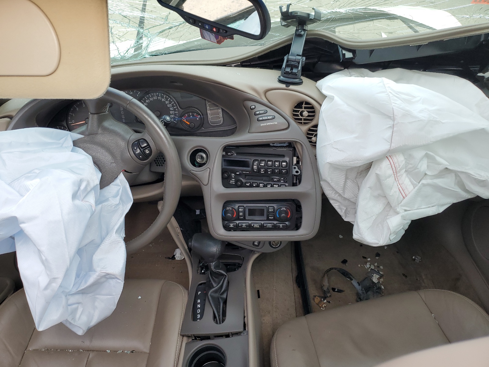 1G2HX54K84U165630 2004 Pontiac Bonneville Se