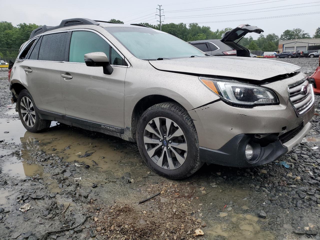 2015 Subaru Outback - Image 4