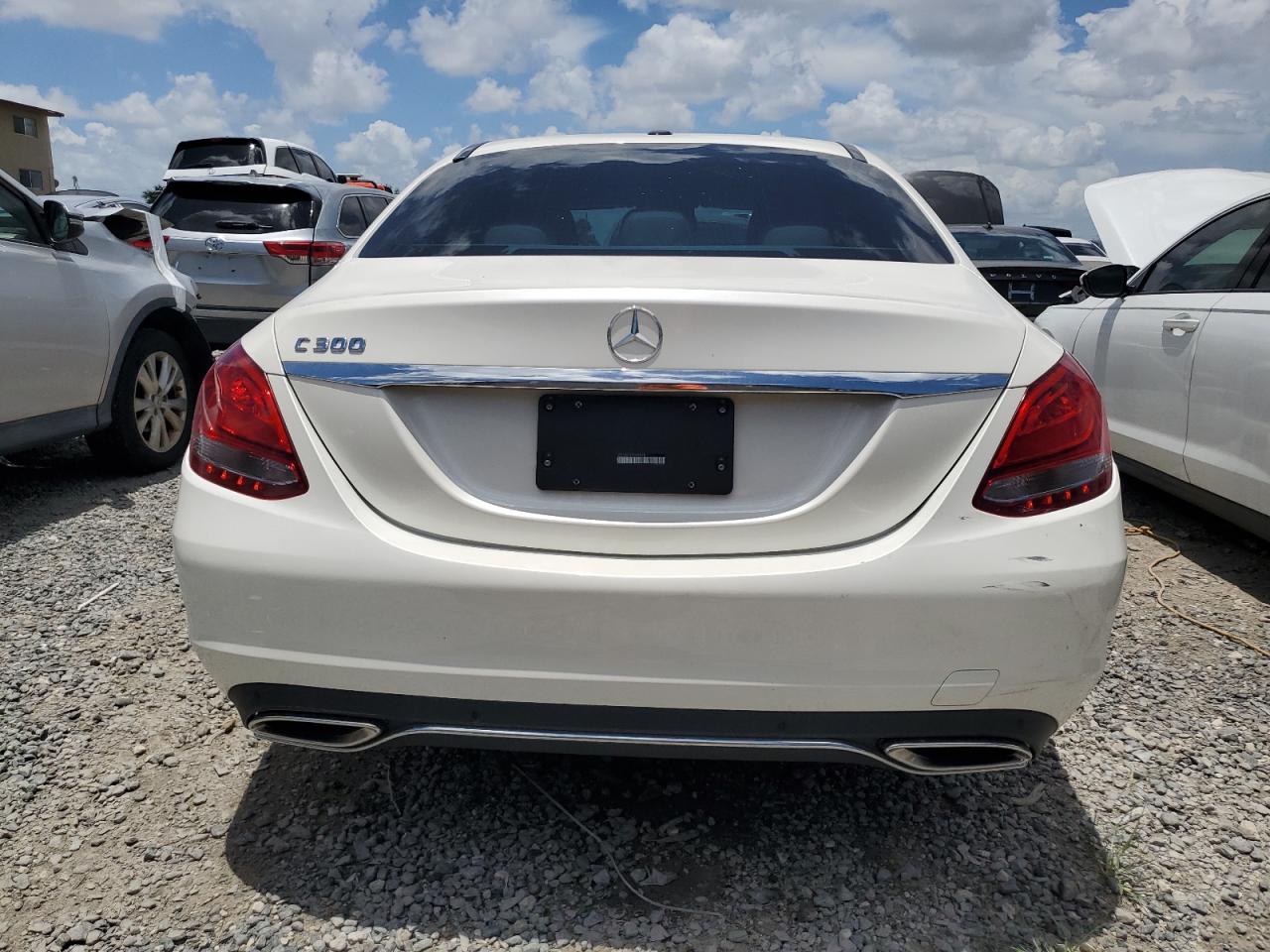 2018 Mercedes-Benz C 300 VIN: 55SWF4JB7JU265628 Lot: 62555904