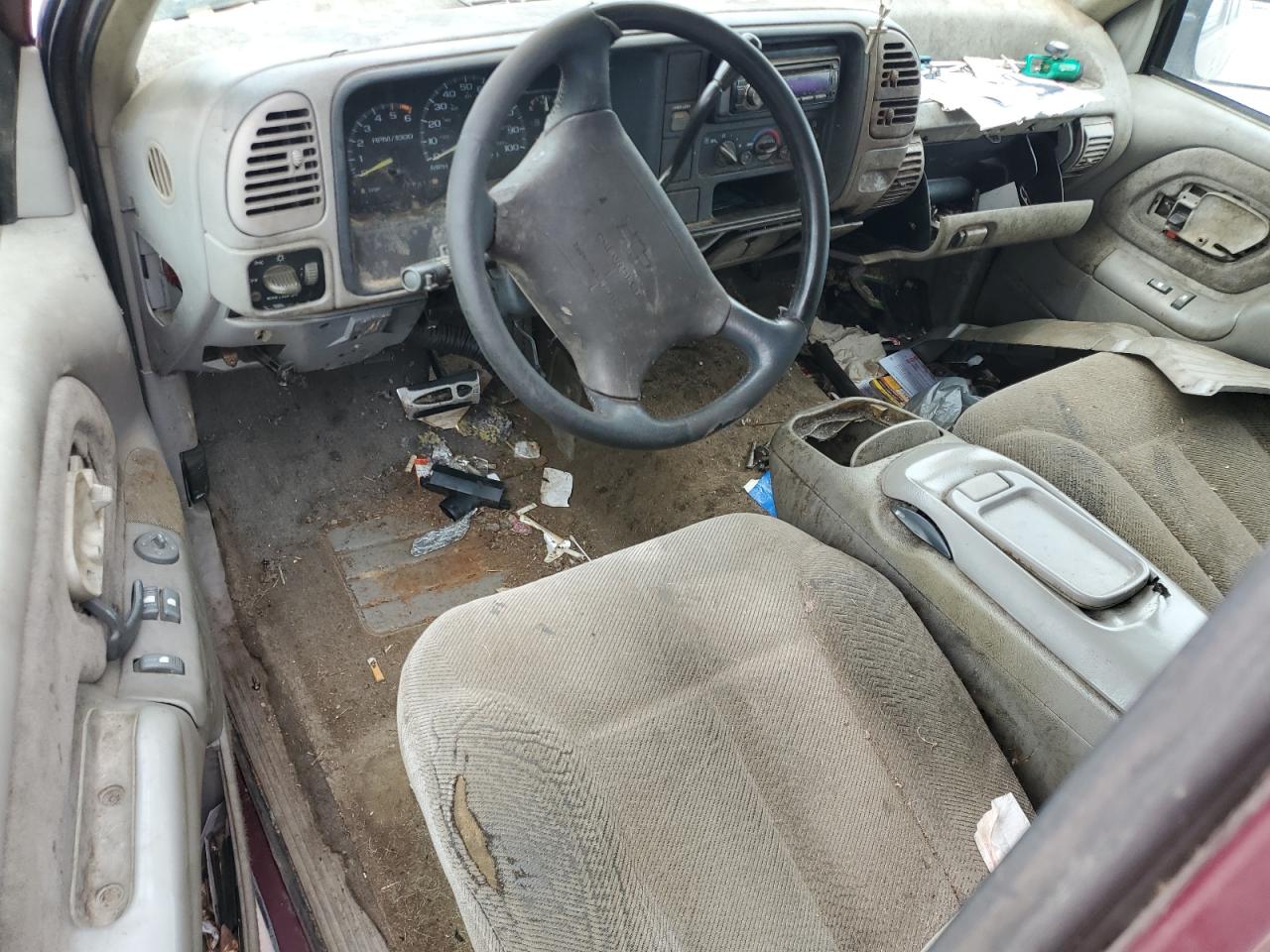 1996 Chevrolet Gmt-400 C2500 VIN: 2GCFC29RXT1161818 Lot: 63450804